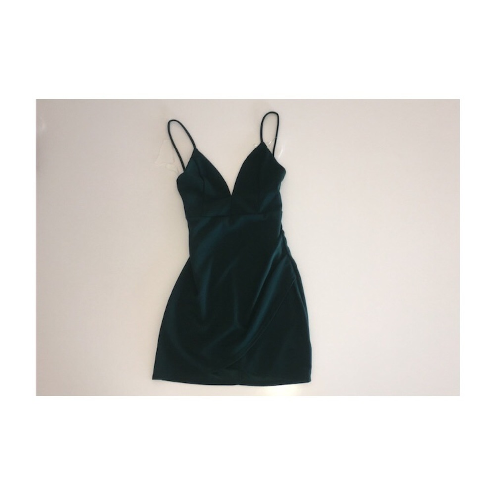 Green strappy dress
